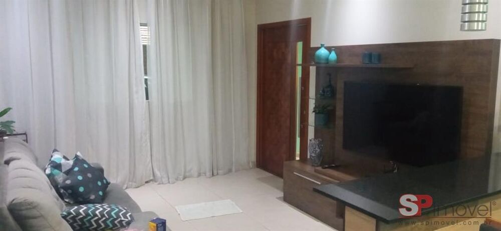 Casa, 2 quartos, 116 m² - Foto 1