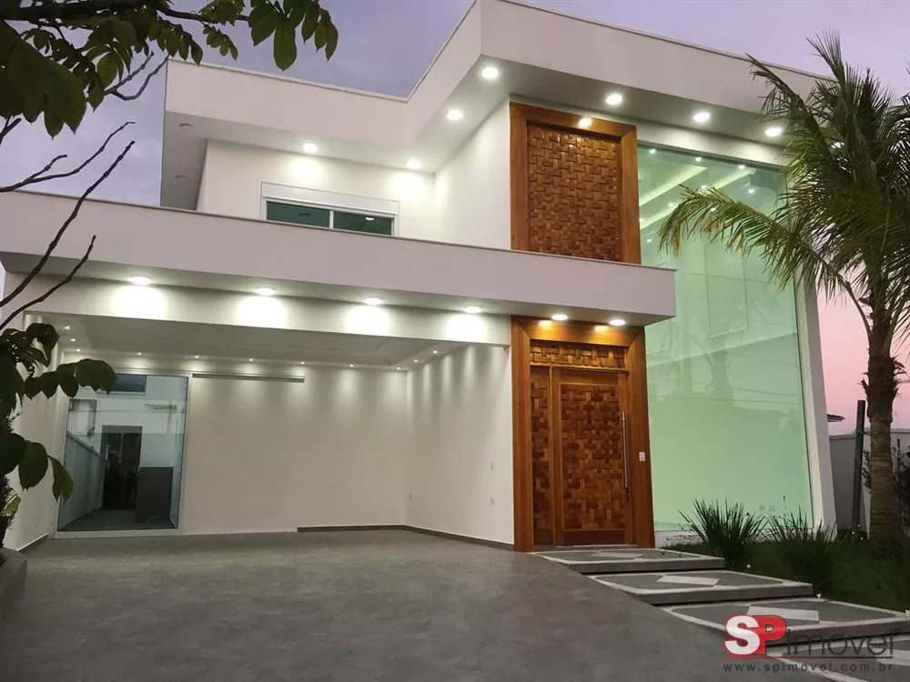 Casa à venda com 5 quartos, 435m² - Foto 1