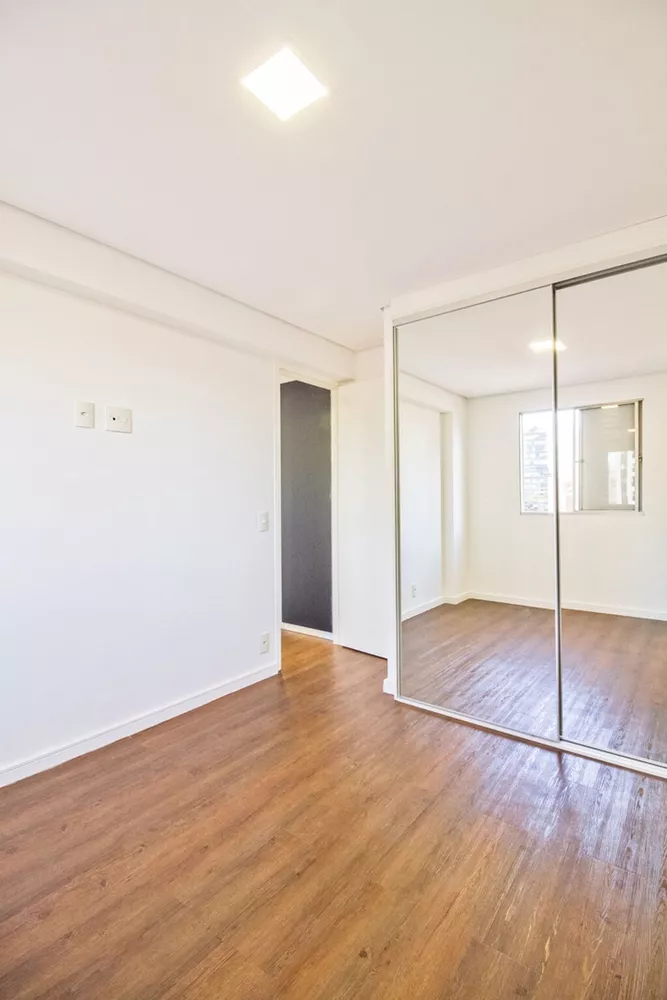 Apartamento à venda com 1 quarto, 41m² - Foto 7