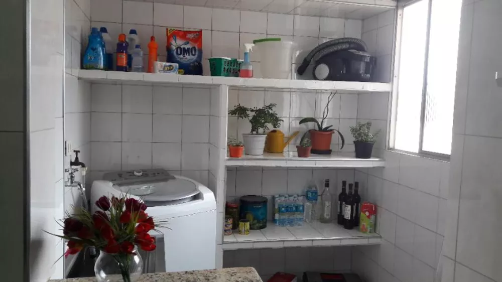 Apartamento à venda com 2 quartos, 56m² - Foto 2