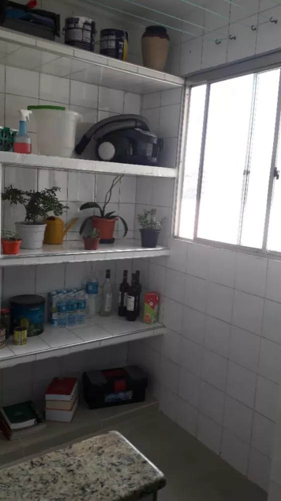 Apartamento à venda com 2 quartos, 56m² - Foto 4