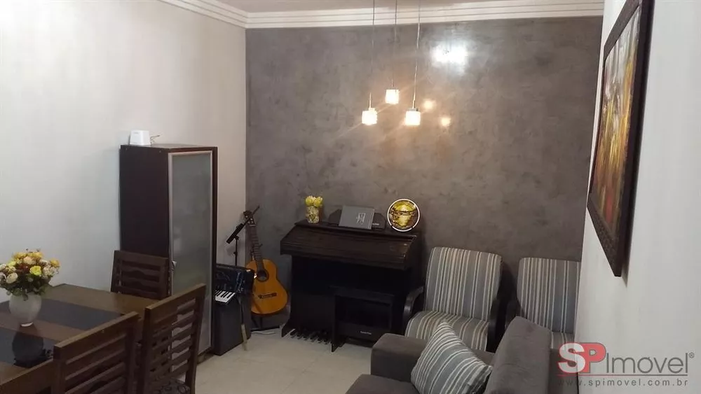 Apartamento à venda com 3 quartos, 70m² - Foto 2