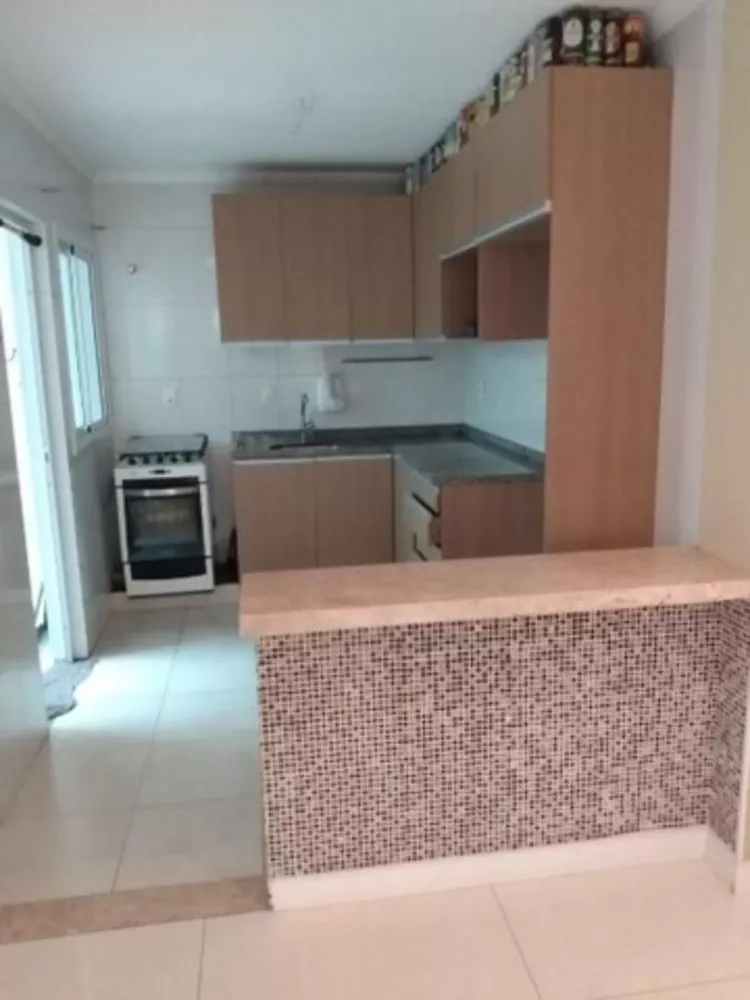 Sobrado à venda com 3 quartos, 90m² - Foto 5