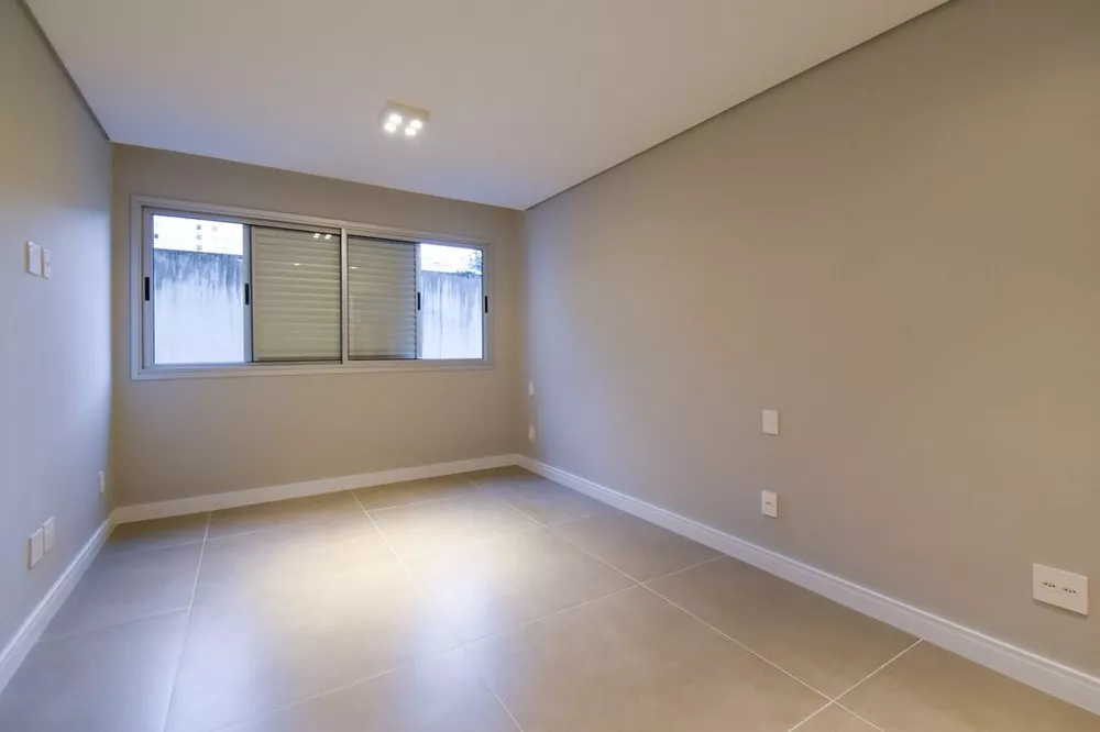 Apartamento à venda com 3 quartos, 113m² - Foto 16