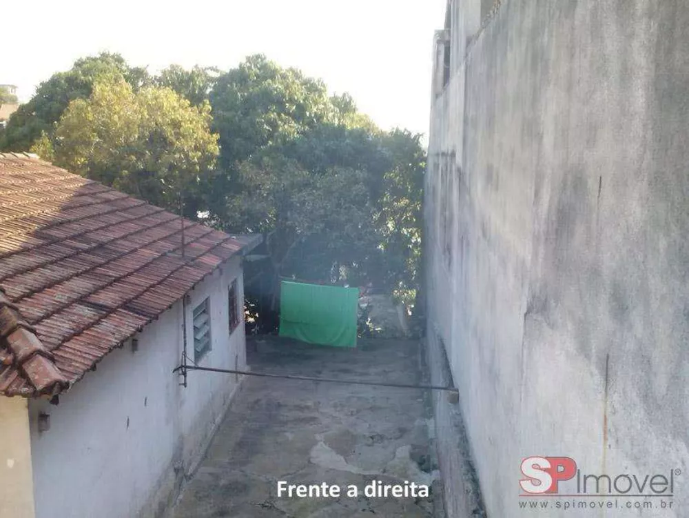 Terreno à venda com 1 quarto, 120m² - Foto 2