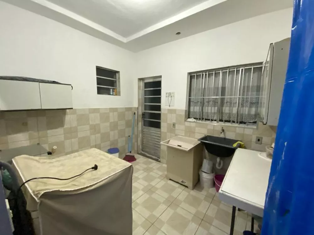 Casa à venda com 2 quartos, 125m² - Foto 5