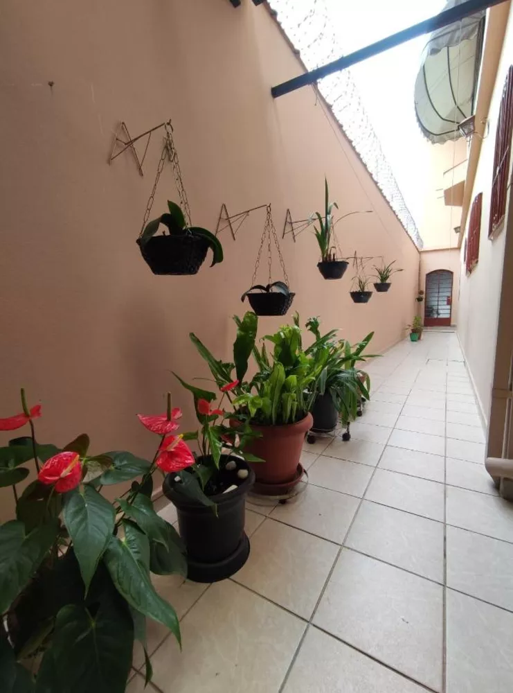 Sobrado à venda com 3 quartos, 120m² - Foto 4