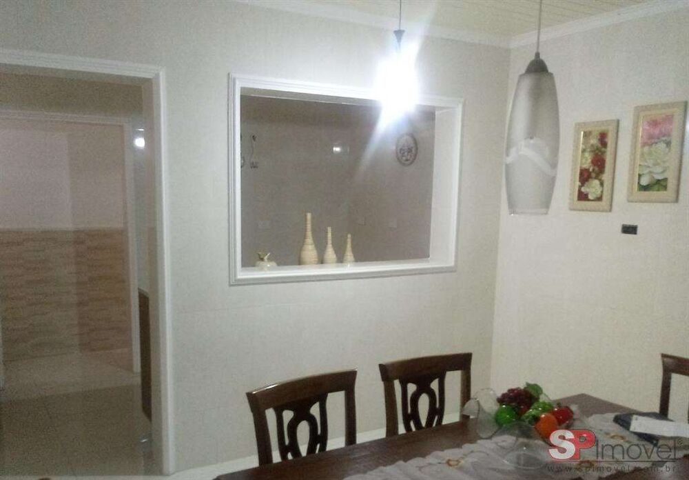 Casa à venda com 3 quartos, 180m² - Foto 4