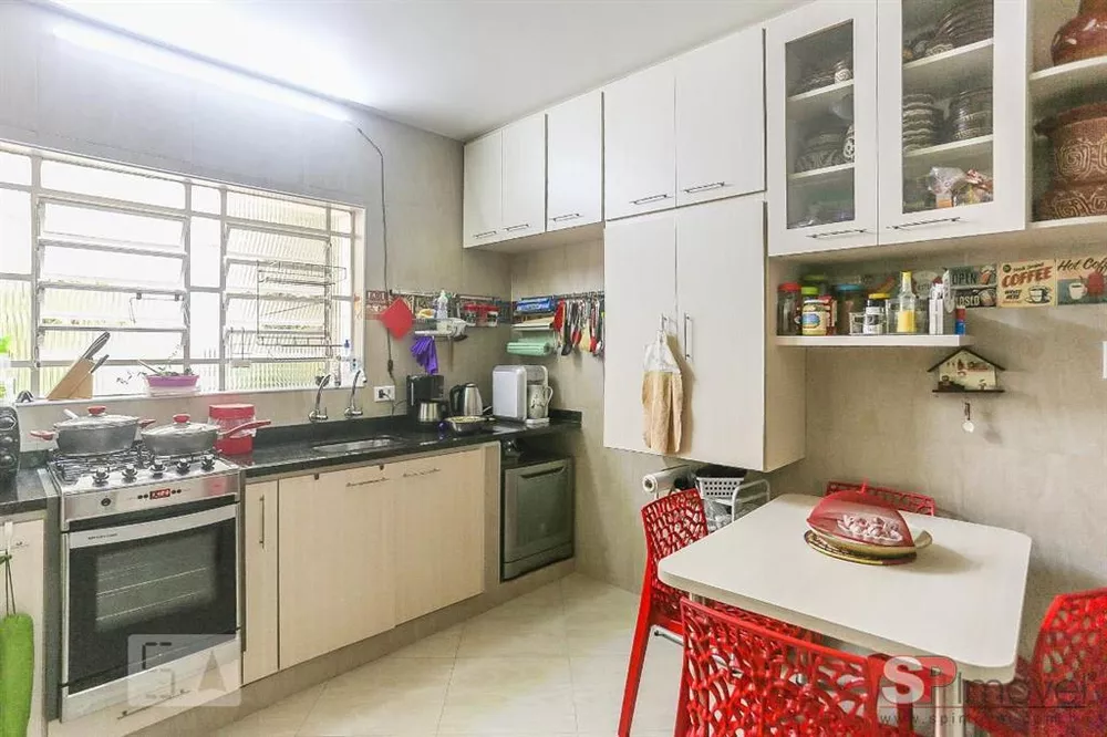 Casa à venda com 4 quartos, 320m² - Foto 3