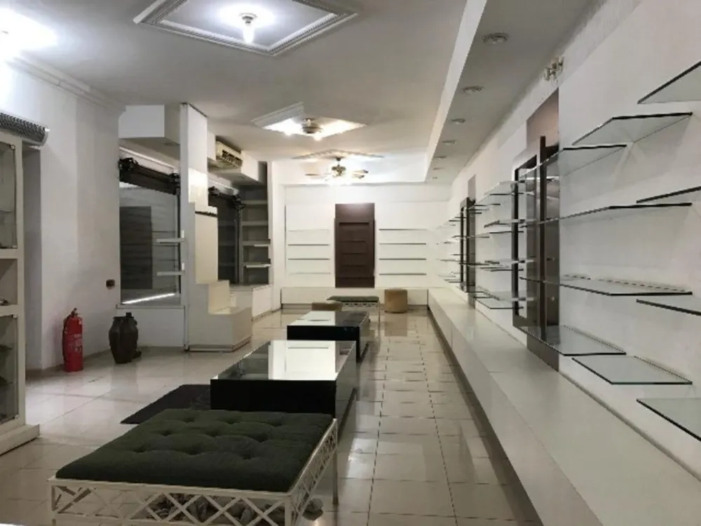 Loja-Salão, 200 m² - Foto 1
