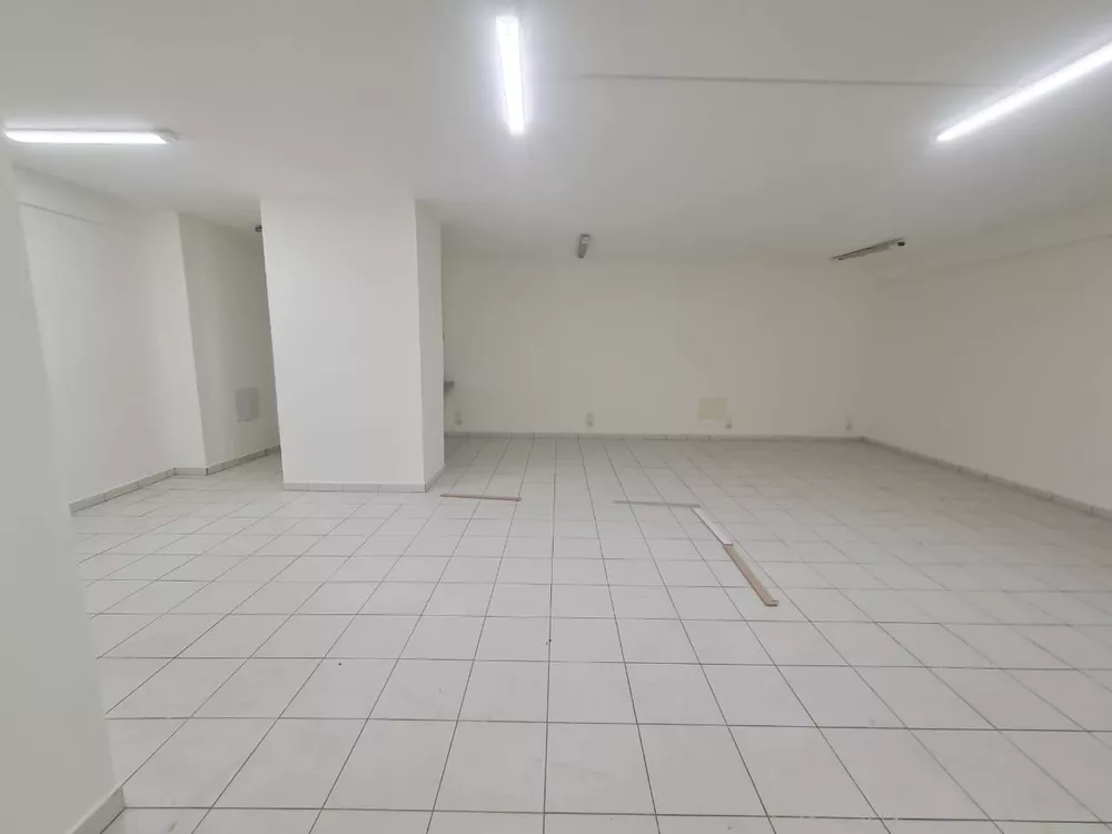 Prédio Inteiro à venda com 1 quarto, 146m² - Foto 3