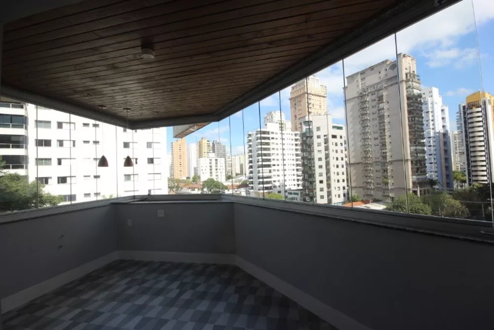Apartamento à venda com 3 quartos, 244m² - Foto 3