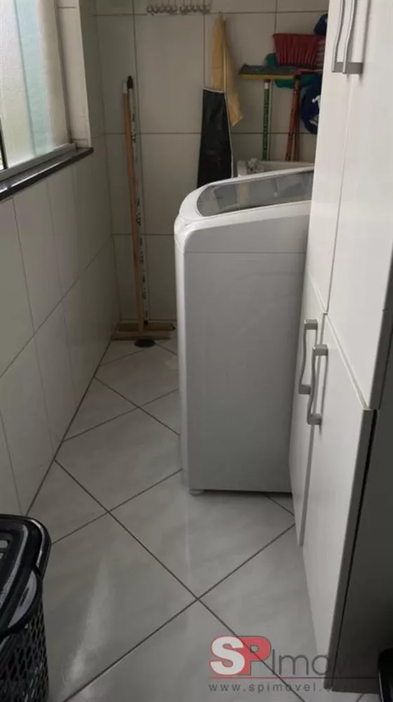 Apartamento à venda com 2 quartos, 70m² - Foto 3