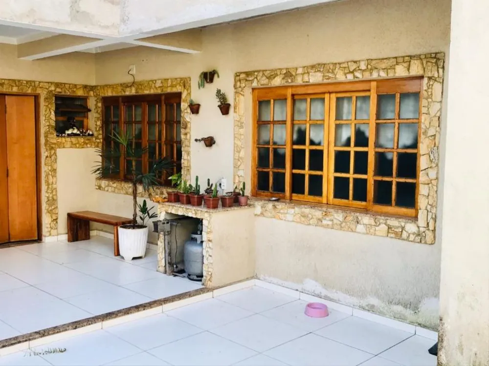 Sobrado, 4 quartos, 200 m² - Foto 1