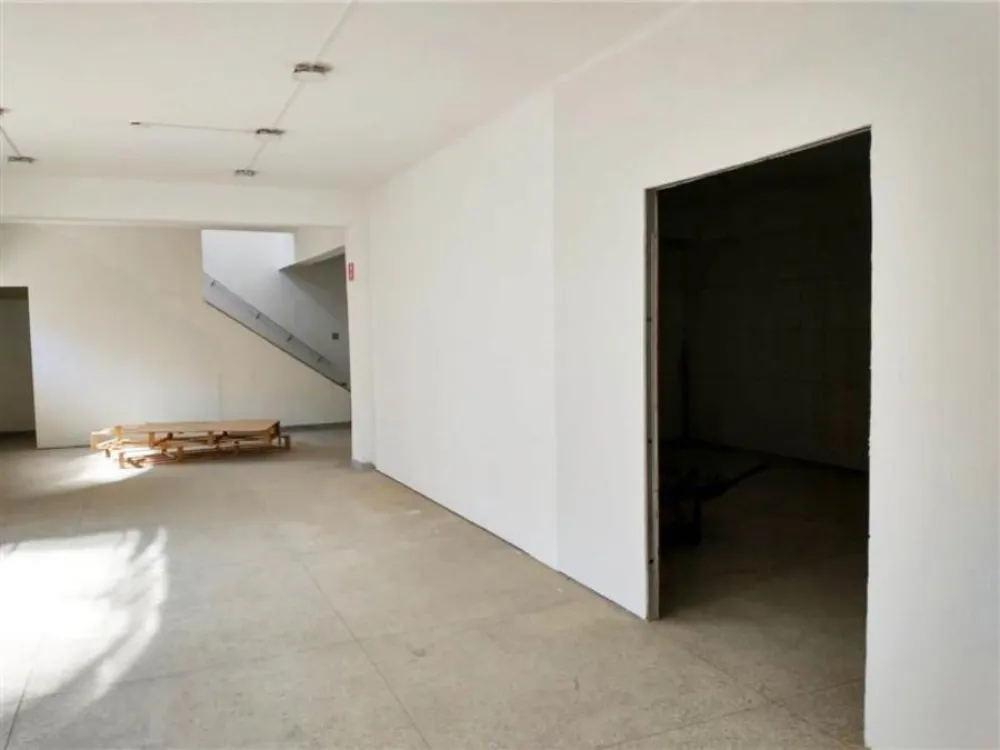 Sobrado, 3 quartos, 537 m² - Foto 1