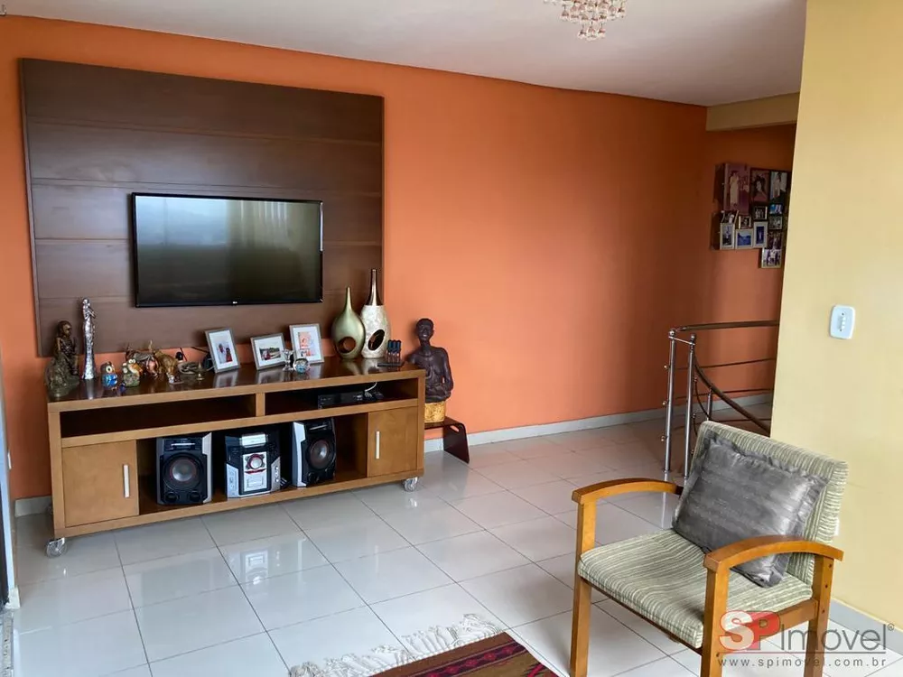 Apartamento à venda com 2 quartos, 57m² - Foto 1