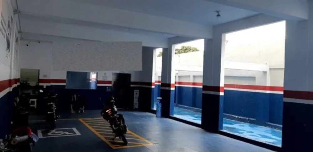 Loja-Salão, 400 m² - Foto 1