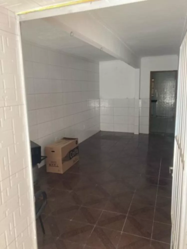 Sobrado à venda com 1 quarto, 120m² - Foto 2