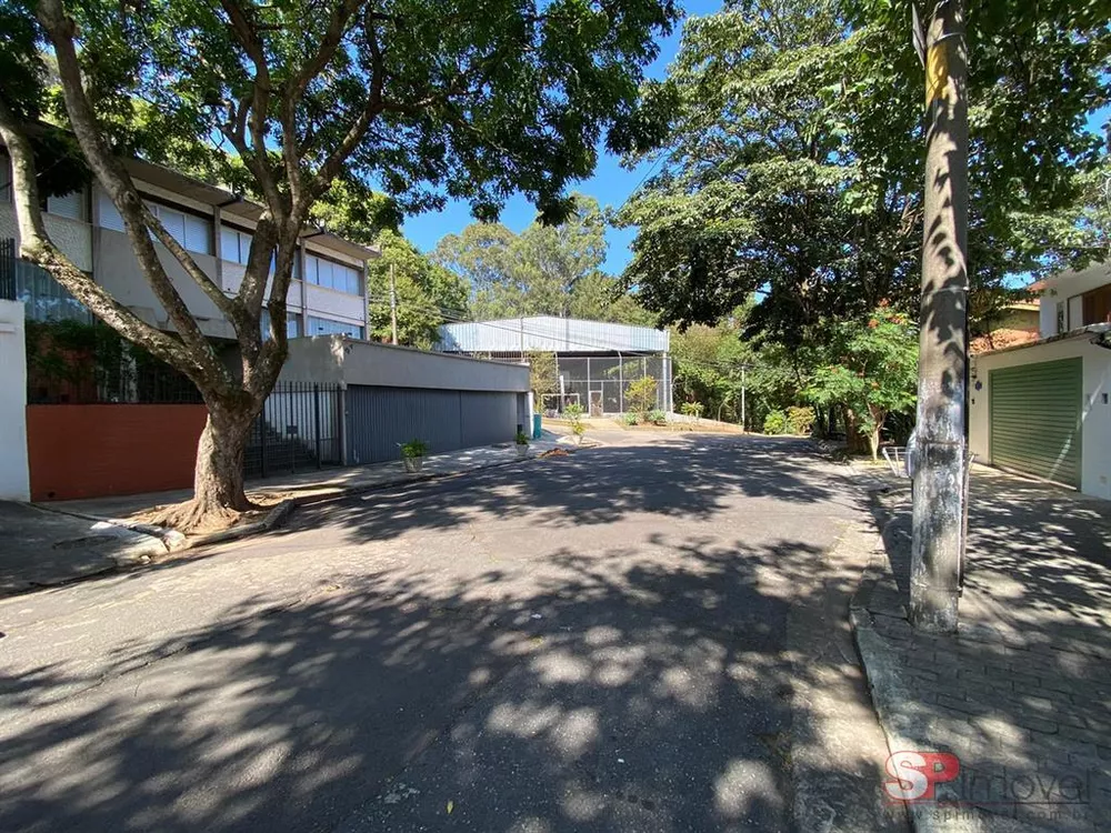 Casa à venda com 5 quartos, 400m² - Foto 1