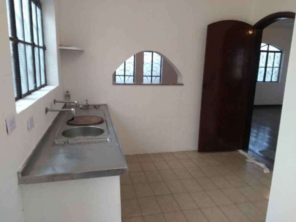 Casa à venda com 5 quartos, 120m² - Foto 6
