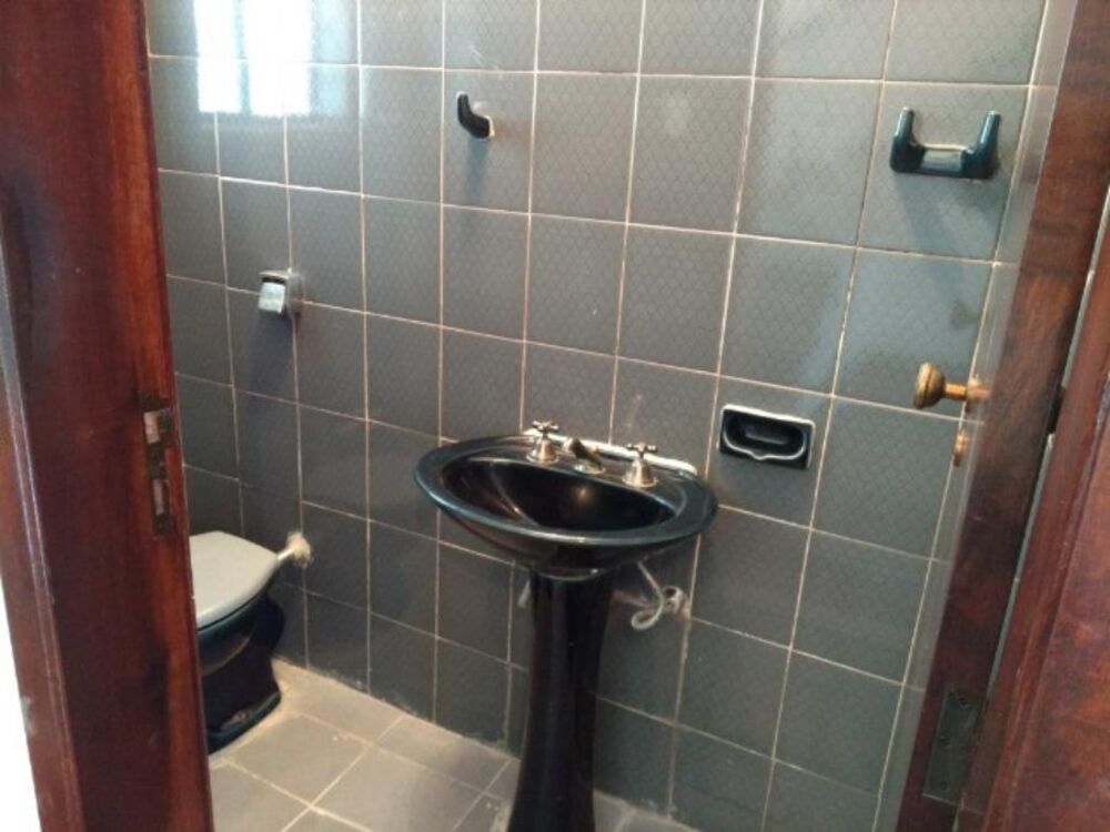 Casa à venda com 5 quartos, 120m² - Foto 8