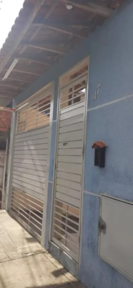 Sobrado à venda com 2 quartos, 120m² - Foto 1