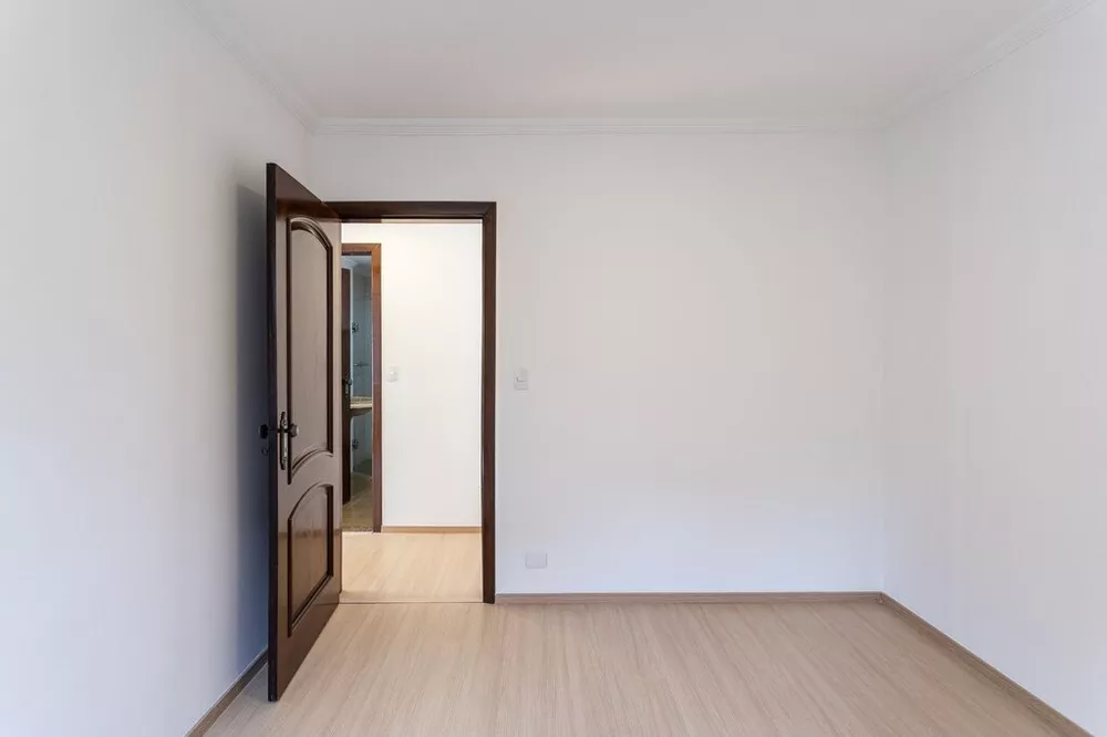 Apartamento à venda com 2 quartos, 67m² - Foto 4