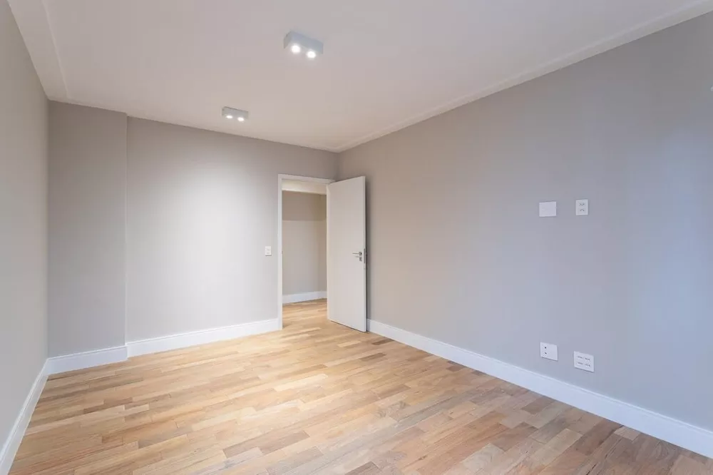 Apartamento à venda com 2 quartos, 153m² - Foto 8