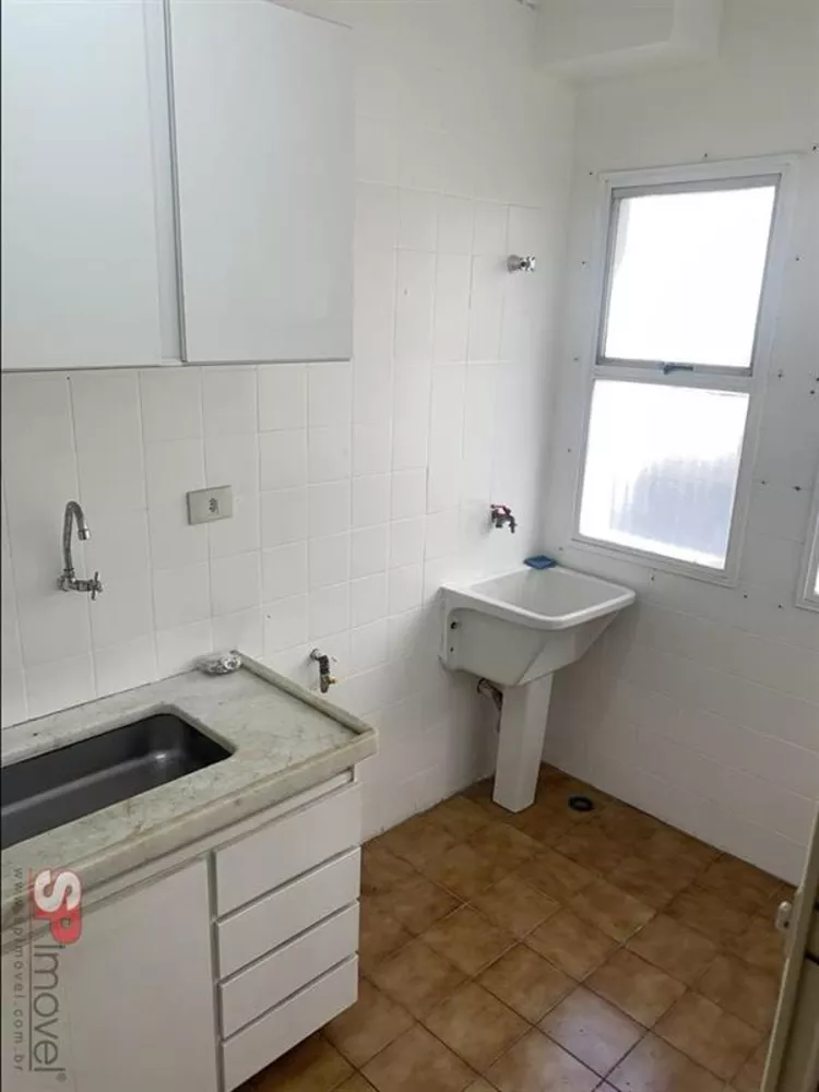 Apartamento à venda com 1 quarto, 32m² - Foto 3