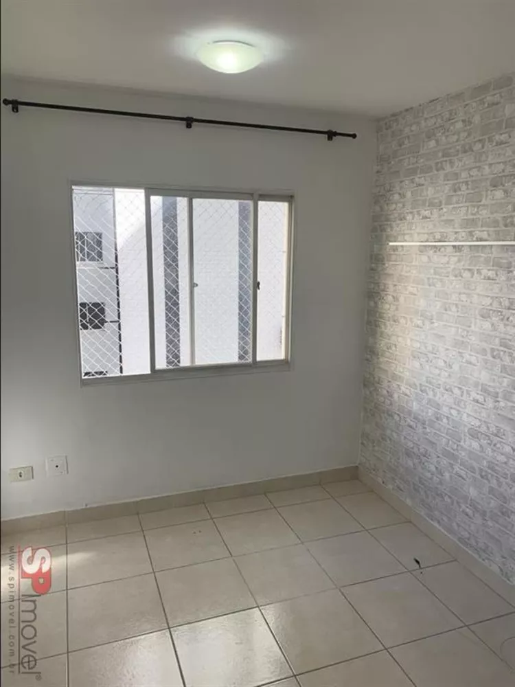 Apartamento à venda com 1 quarto, 32m² - Foto 2