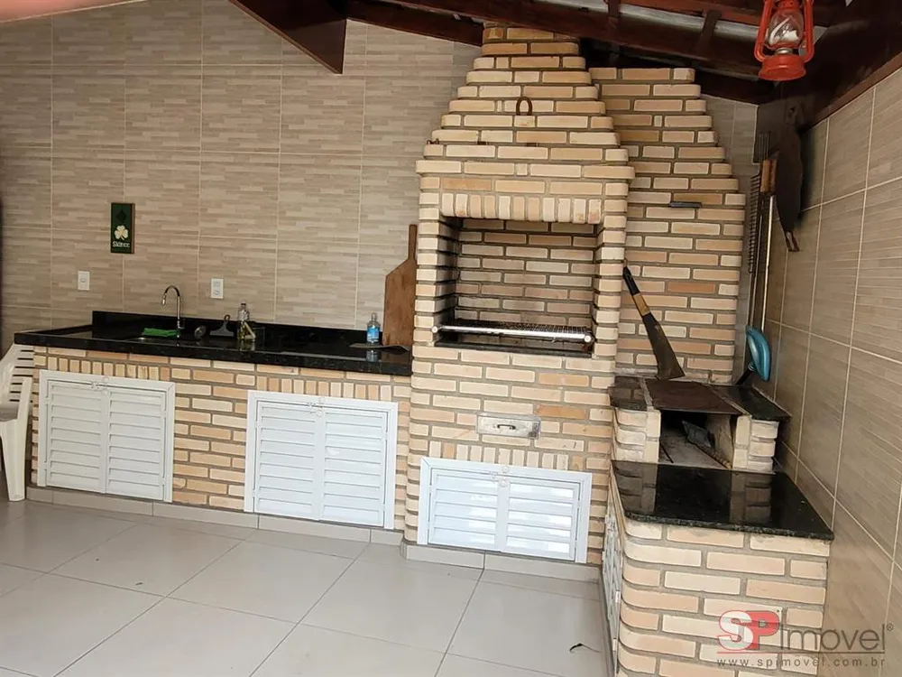 Casa, 3 quartos, 169 m² - Foto 1