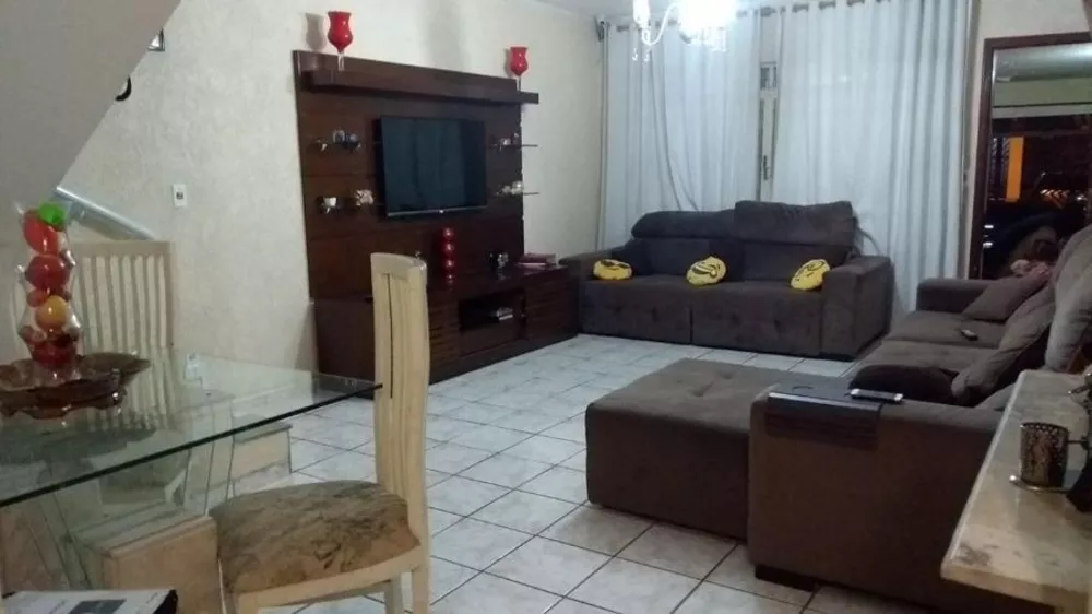 Sobrado à venda com 3 quartos, 174m² - Foto 3