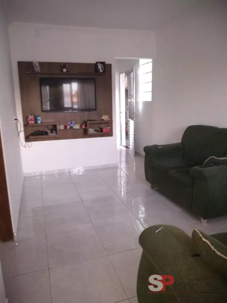 Casa à venda com 3 quartos, 250m² - Foto 2