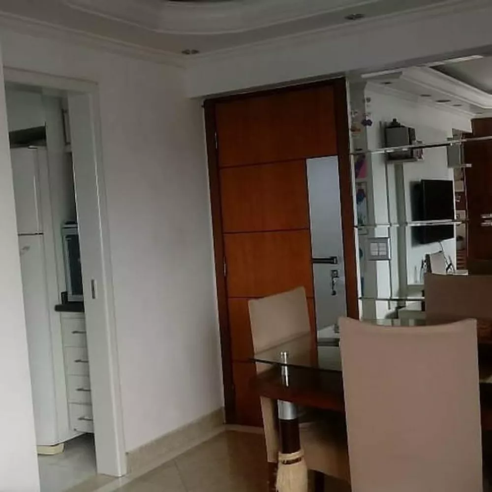 Apartamento à venda com 2 quartos, 64m² - Foto 4