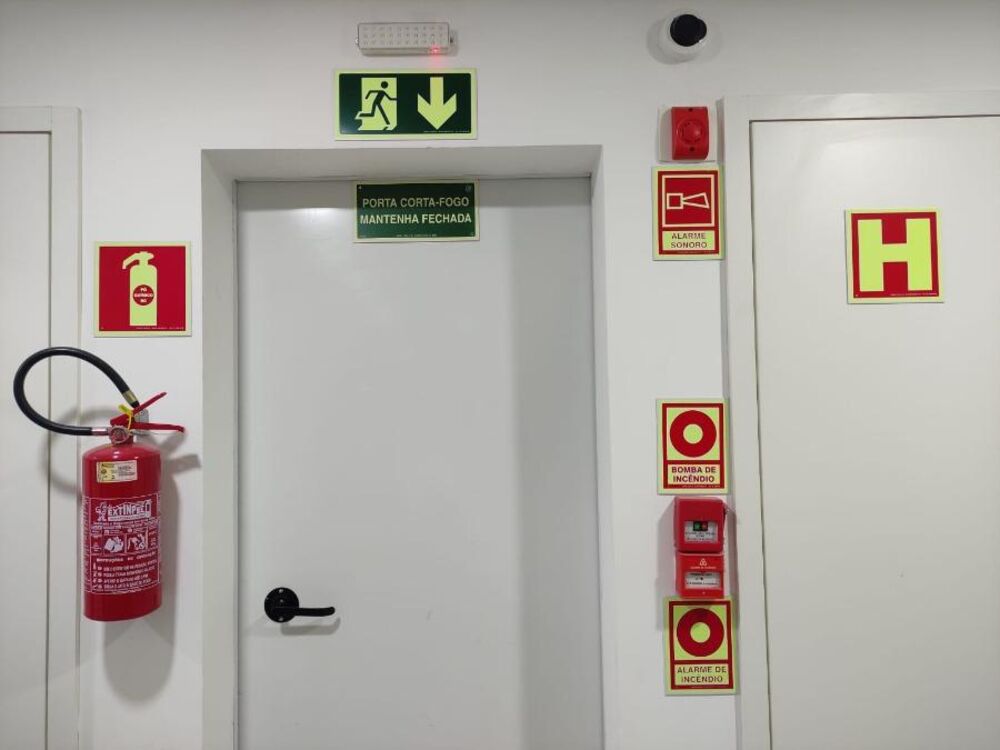 Apartamento à venda com 2 quartos, 120m² - Foto 9