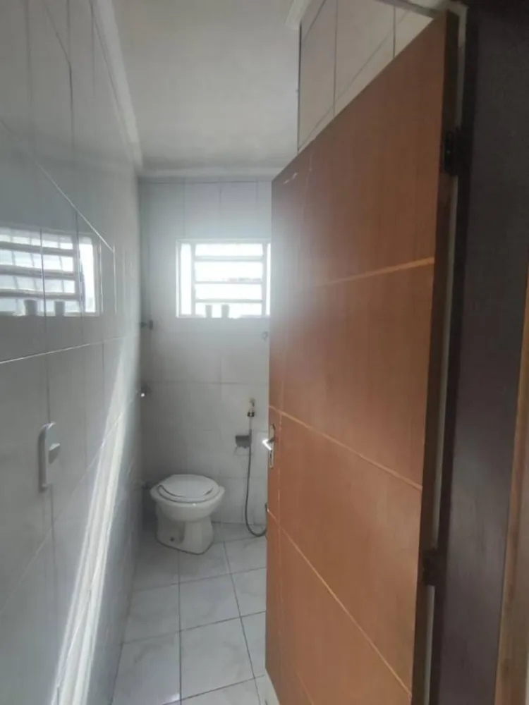 Casa, 2 quartos, 200 m² - Foto 2