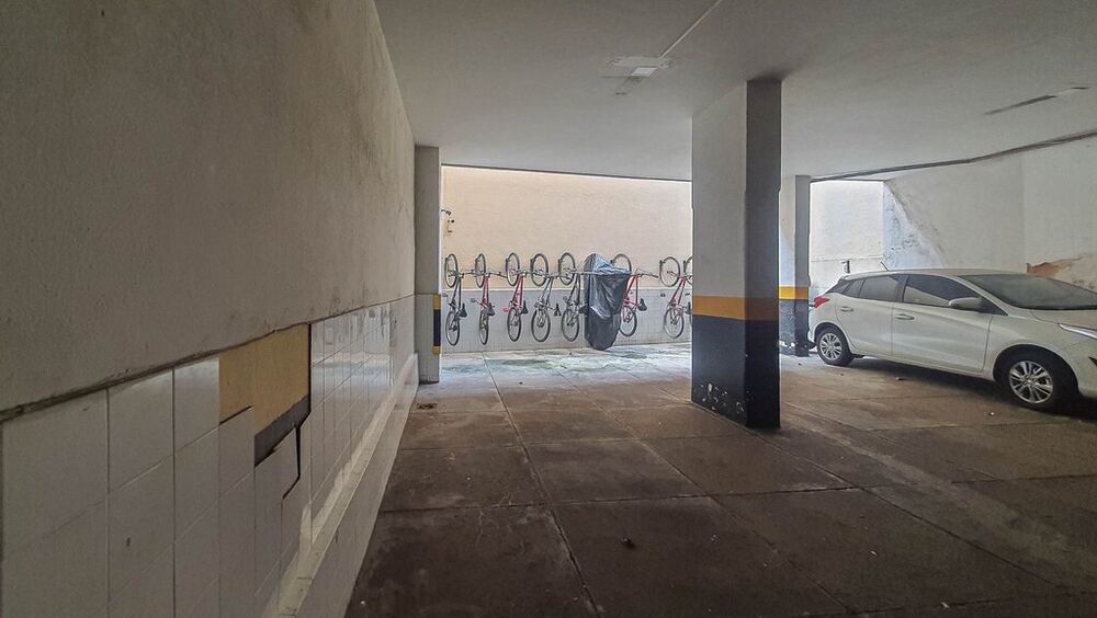 Apartamento à venda com 3 quartos, 100m² - Foto 1