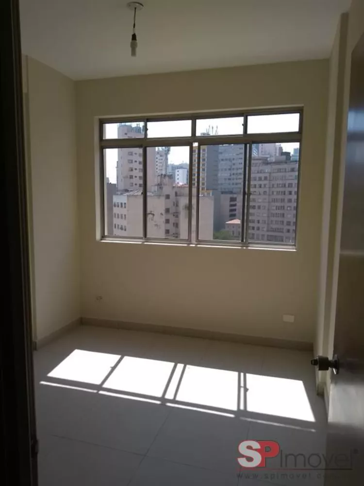 Apartamento à venda com 2 quartos, 80m² - Foto 4