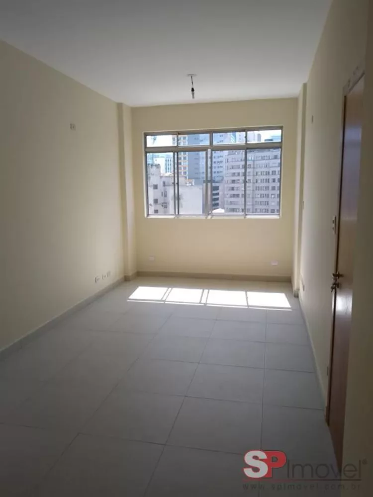 Apartamento à venda com 2 quartos, 80m² - Foto 3