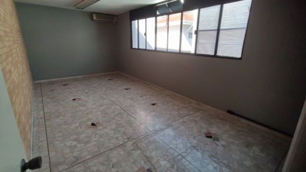 Casa, 1 quarto, 369 m² - Foto 1