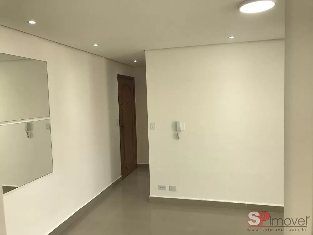 Apartamento à venda com 3 quartos, 75m² - Foto 3