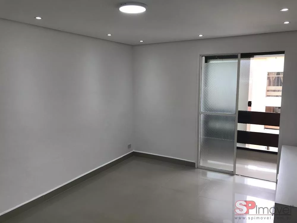 Apartamento à venda com 3 quartos, 75m² - Foto 1