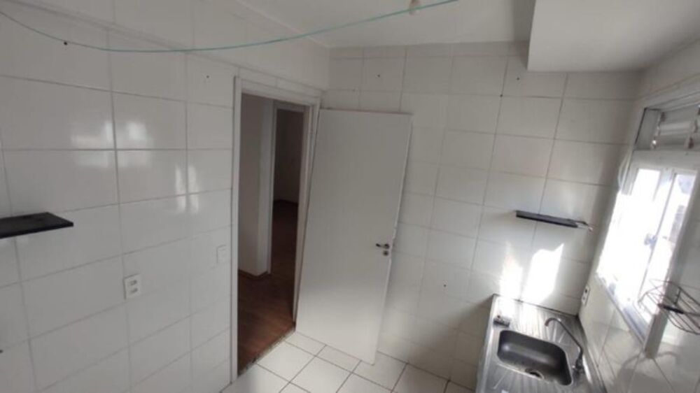 Apartamento à venda com 2 quartos, 41m² - Foto 2
