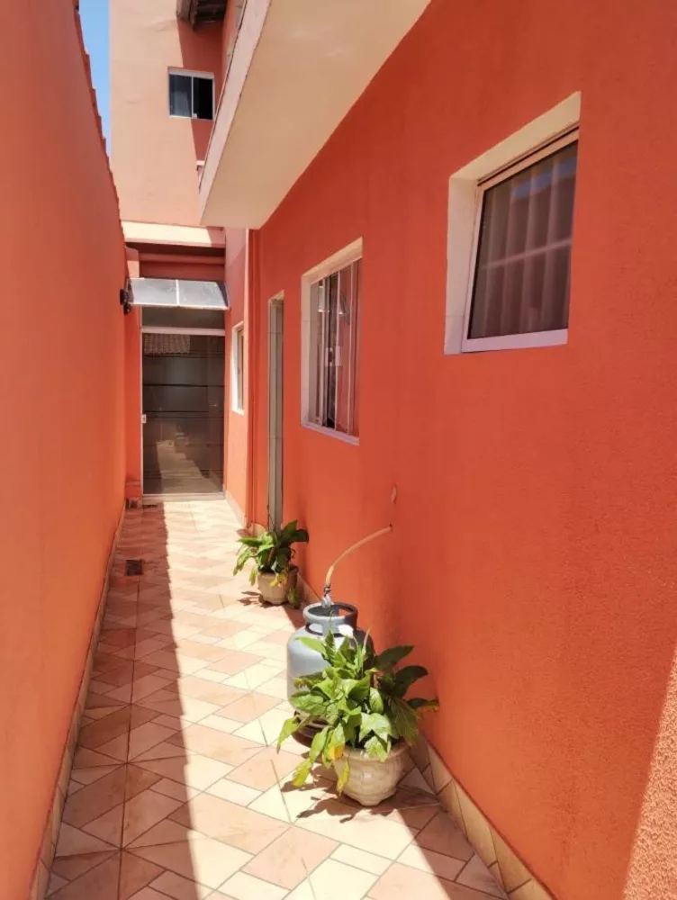 Sobrado à venda com 3 quartos, 158m² - Foto 4