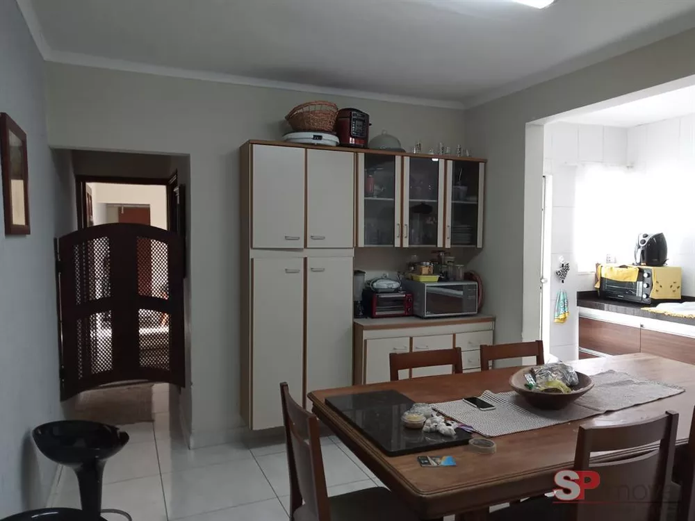 Casa à venda com 2 quartos, 120m² - Foto 1