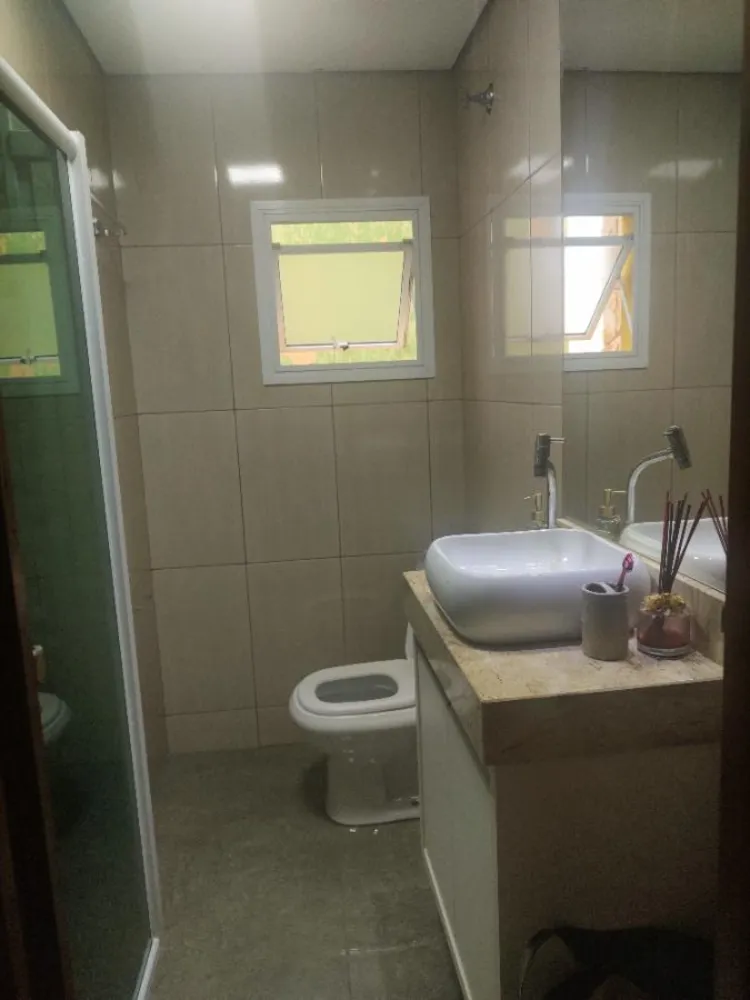 Sobrado, 3 quartos, 180 m² - Foto 1