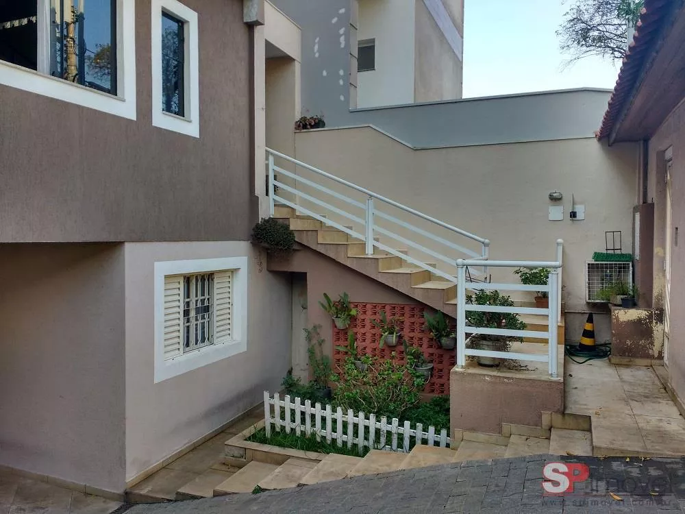 Casa à venda com 6 quartos, 290m² - Foto 2