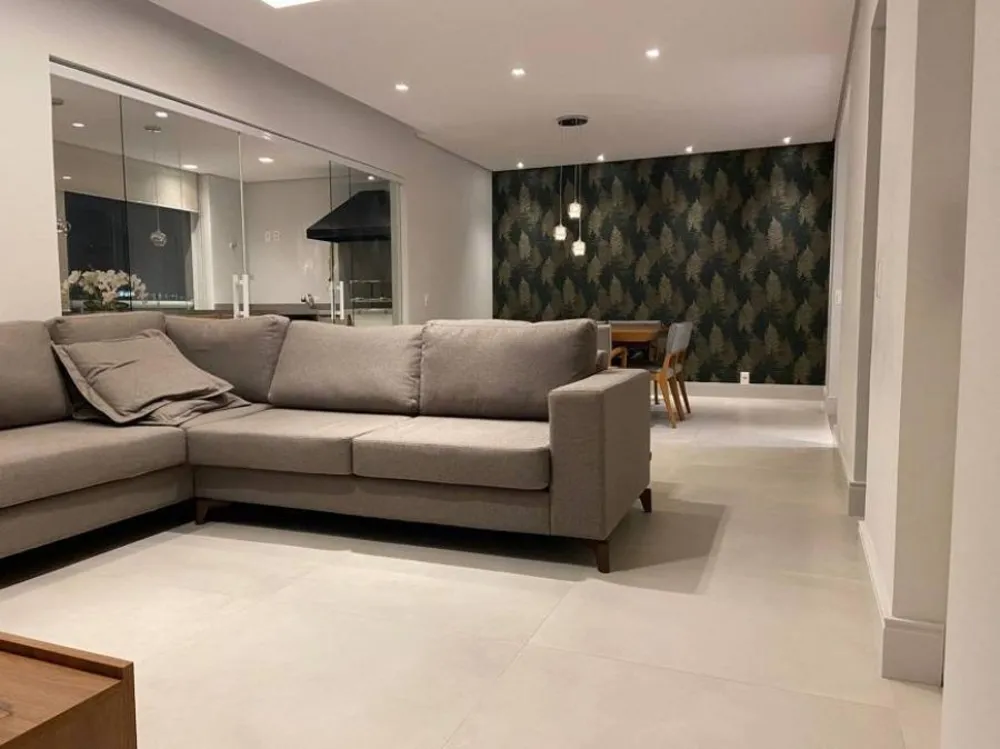 Apartamento, 3 quartos, 130 m² - Foto 2