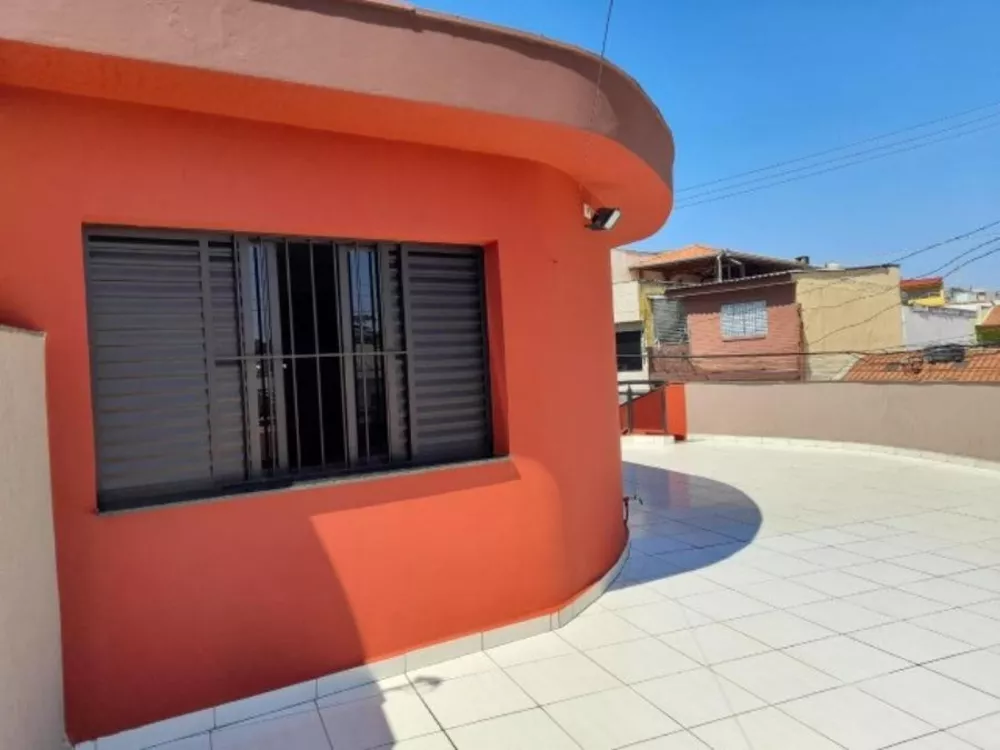 Sobrado à venda com 3 quartos, 150m² - Foto 2