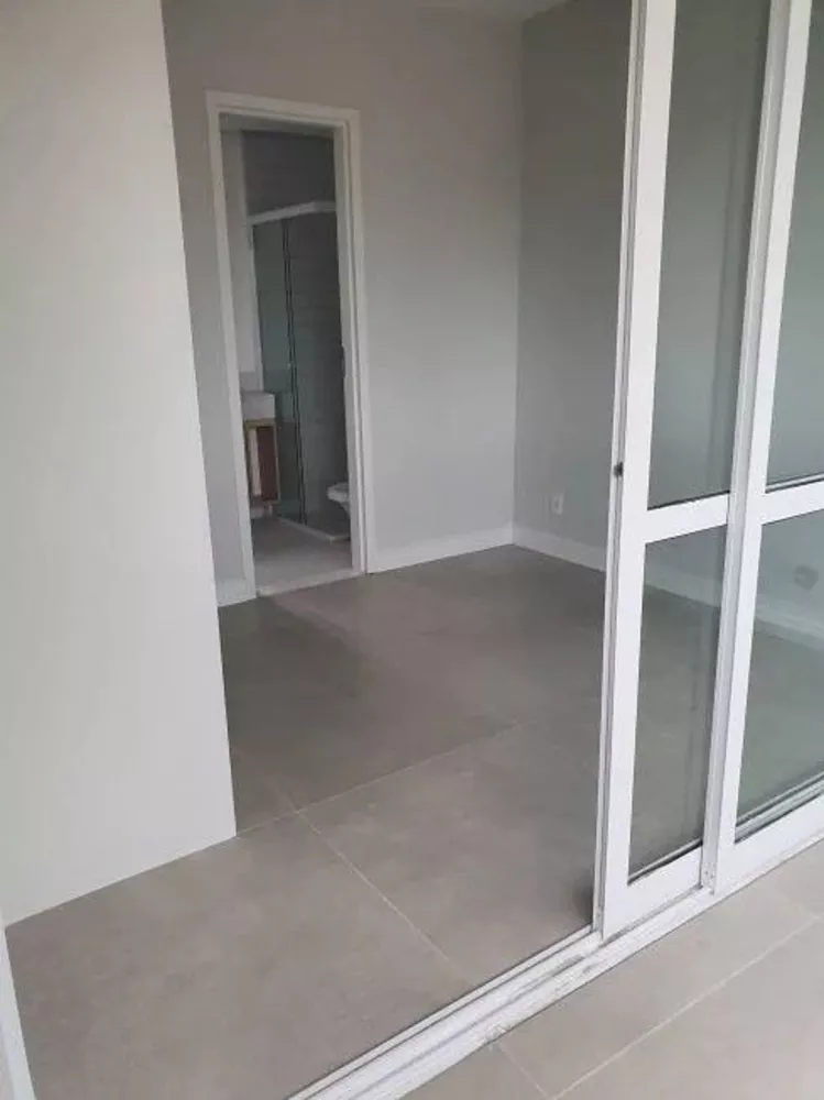 Apartamento à venda com 1 quarto, 41m² - Foto 2